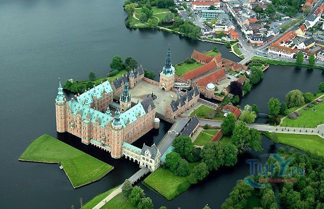 Замок Фредериксборг