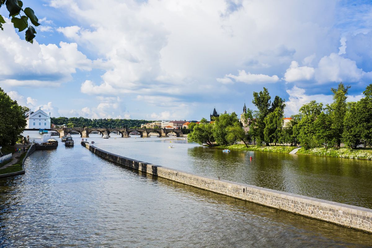 Стрелецкий остров