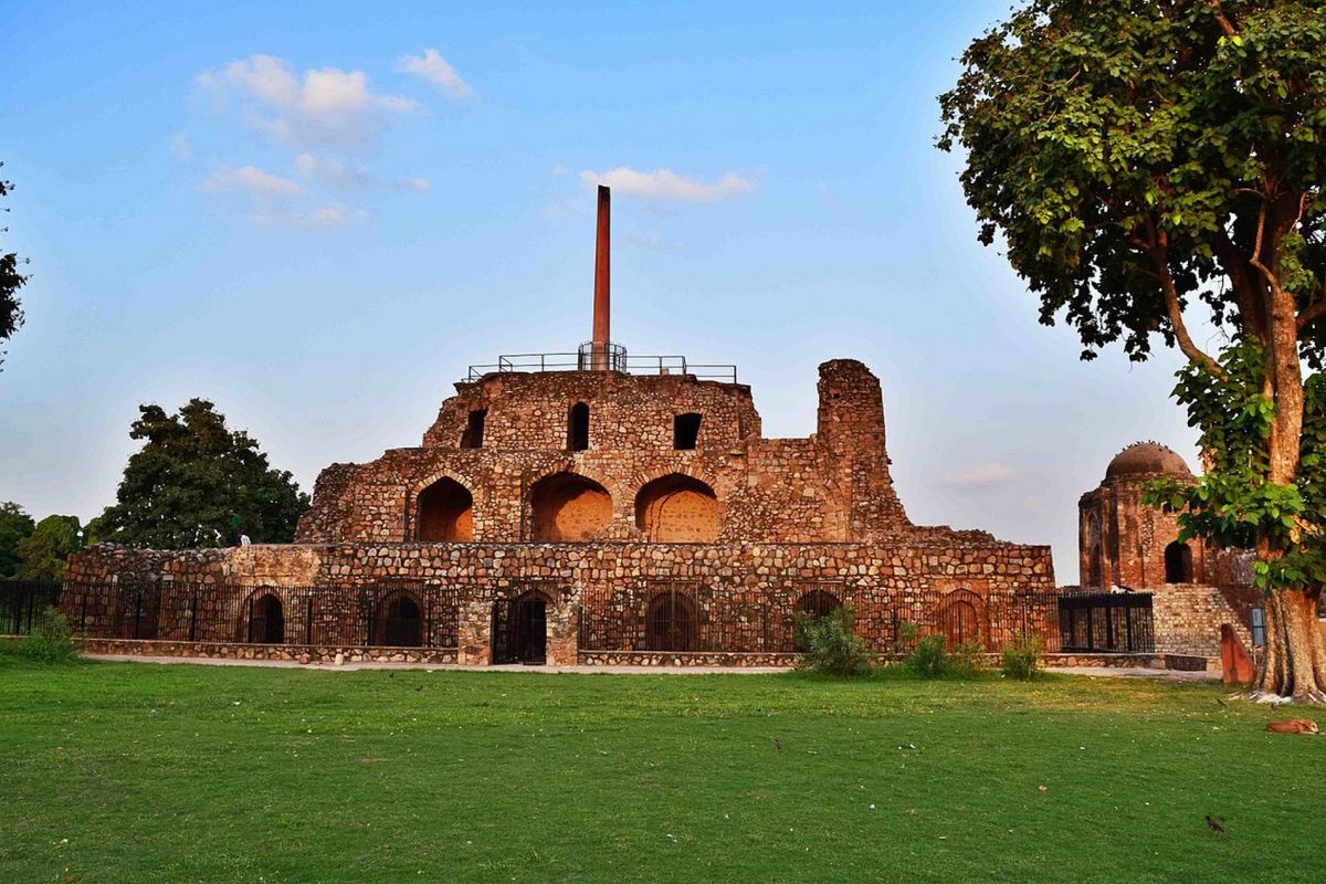 Столп Ашоки (Дели-Топра)