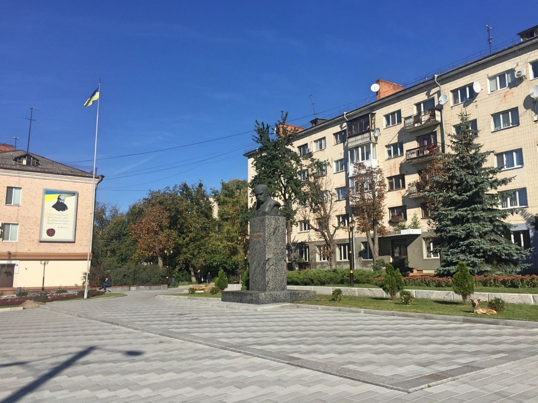 Памятник Т.Г.Шевченко