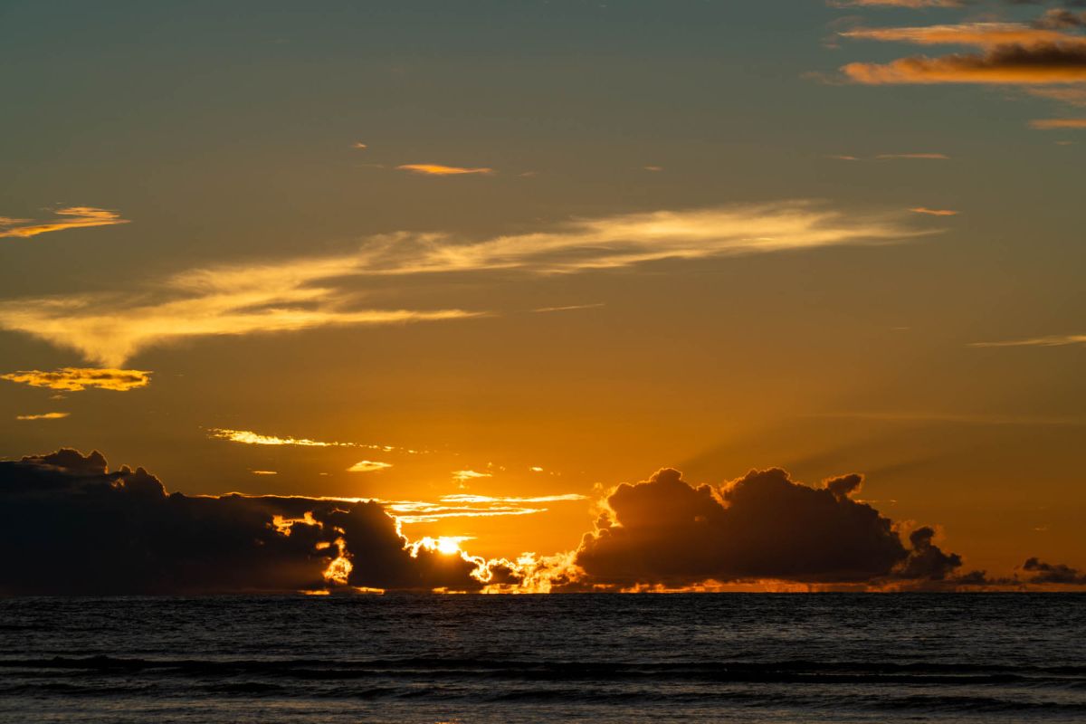 Баи Лазар Паблик Бич