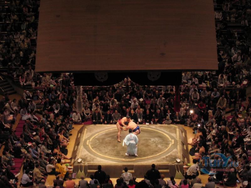 Спортивная арена сумо - Рюгоку Кокугикан