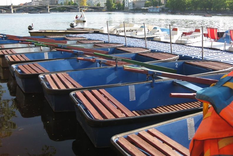 Пункт проката лодочек и водных велосипедов Slovanka