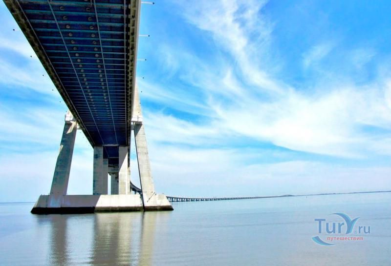 Мост Васко да Гама