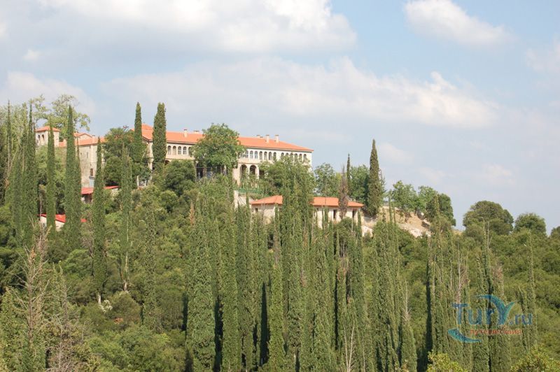 Монастырь Святой Лавры