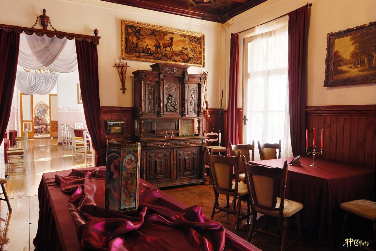 Кентервильский замок (Мыза Пикаярве)