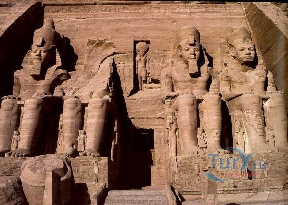 Храмы в Абу Симбле