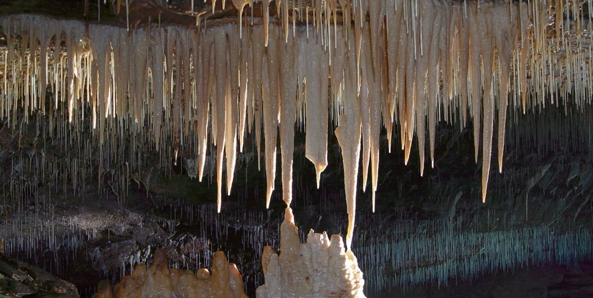 Пещера Октябрьская