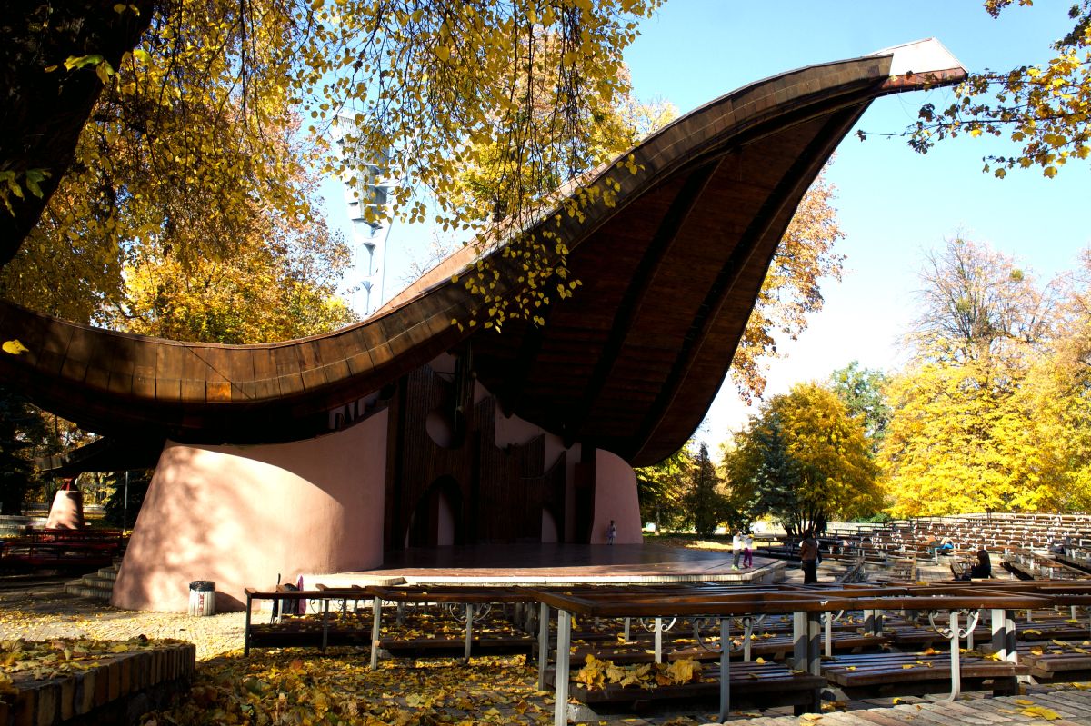 Летняя сцена «Ракушка»