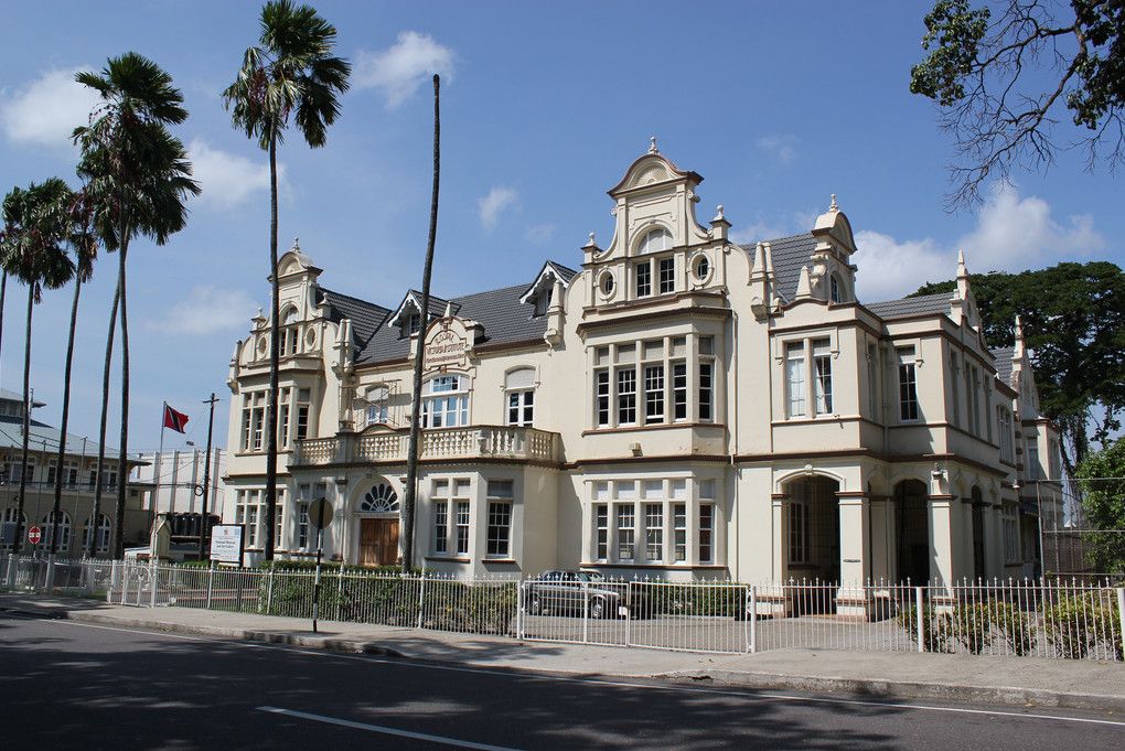 Национальный Музей и Художественная Галерея Тринидад и Тобаго (National Museum and Art Gallery)