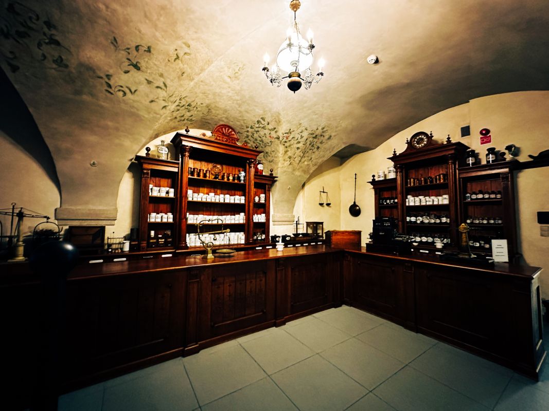 Аптекарский музей во Вроцлаве