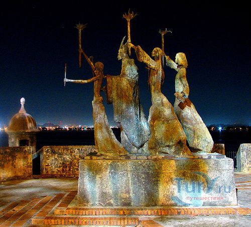 Плазюела де ла Рогатива (Площадь Процессии)