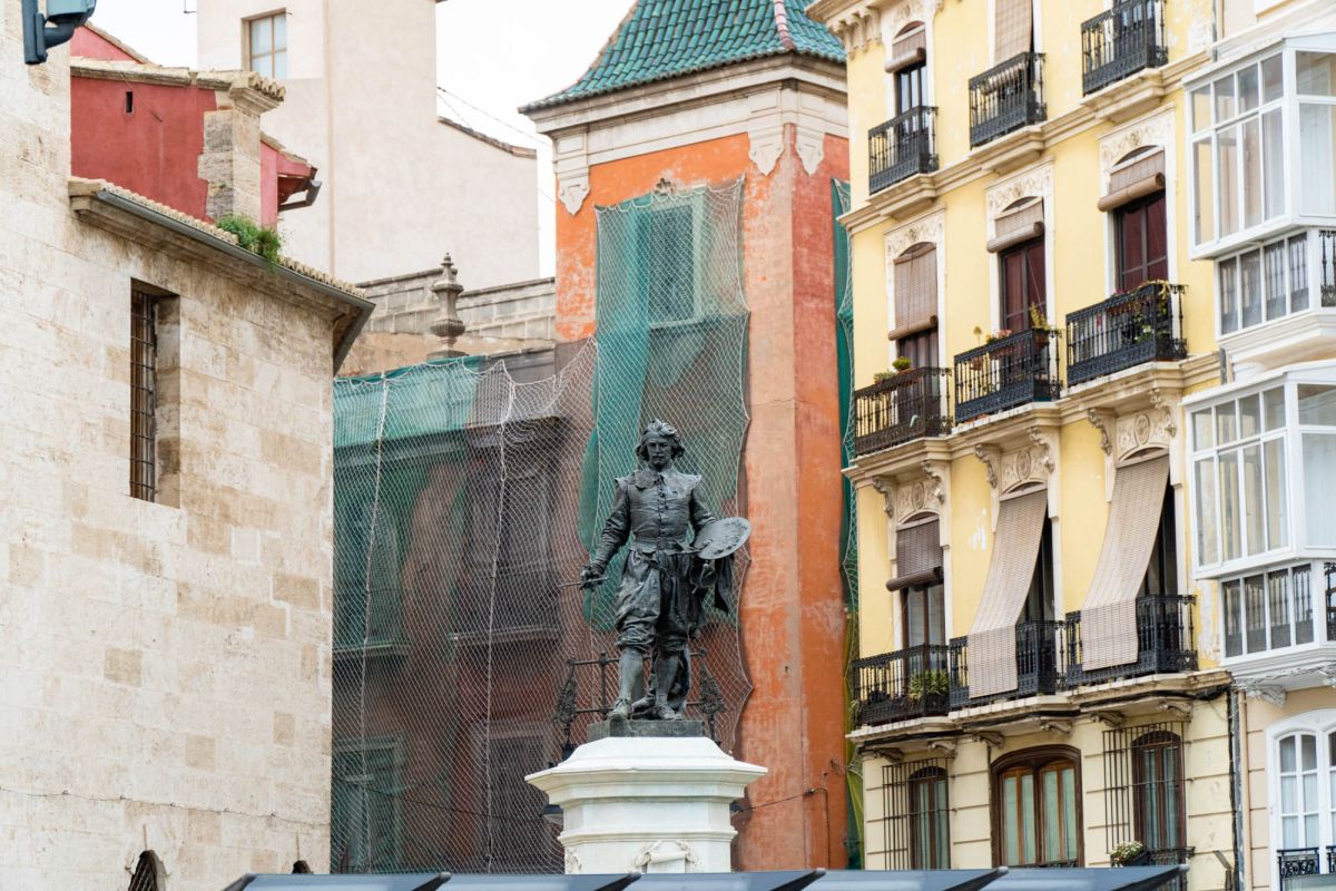 Памятник Хосе де Рибере