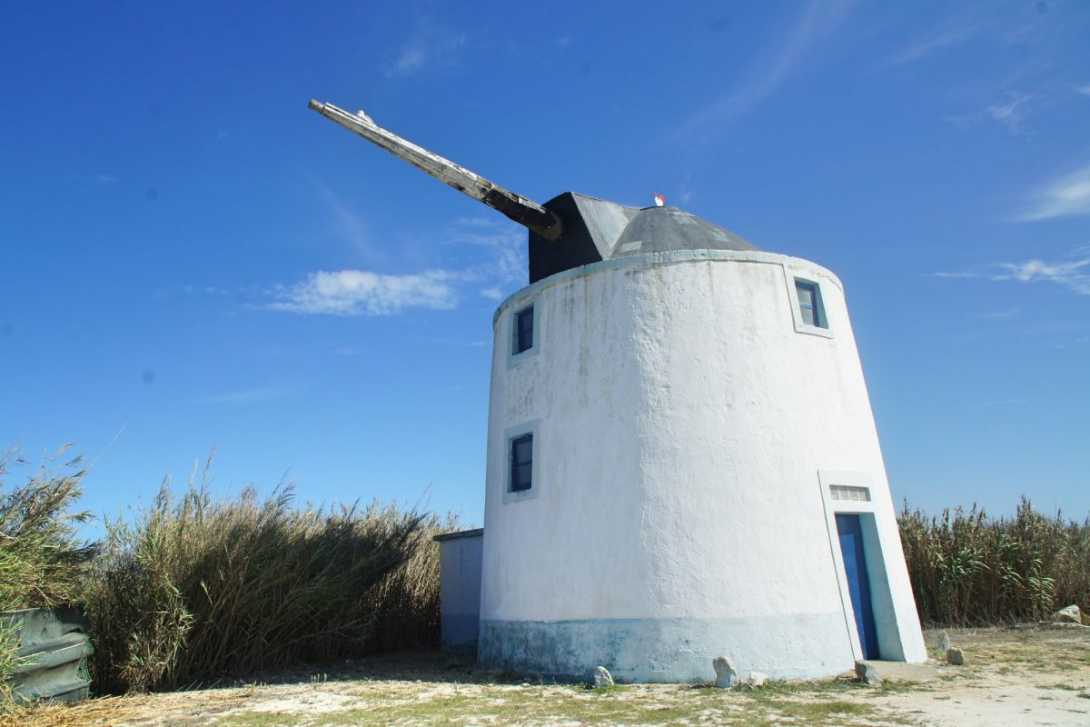 Мельница в Ажуде, Пениши