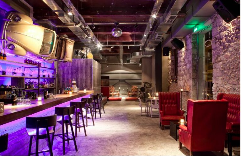 Культурный центр Афинайс