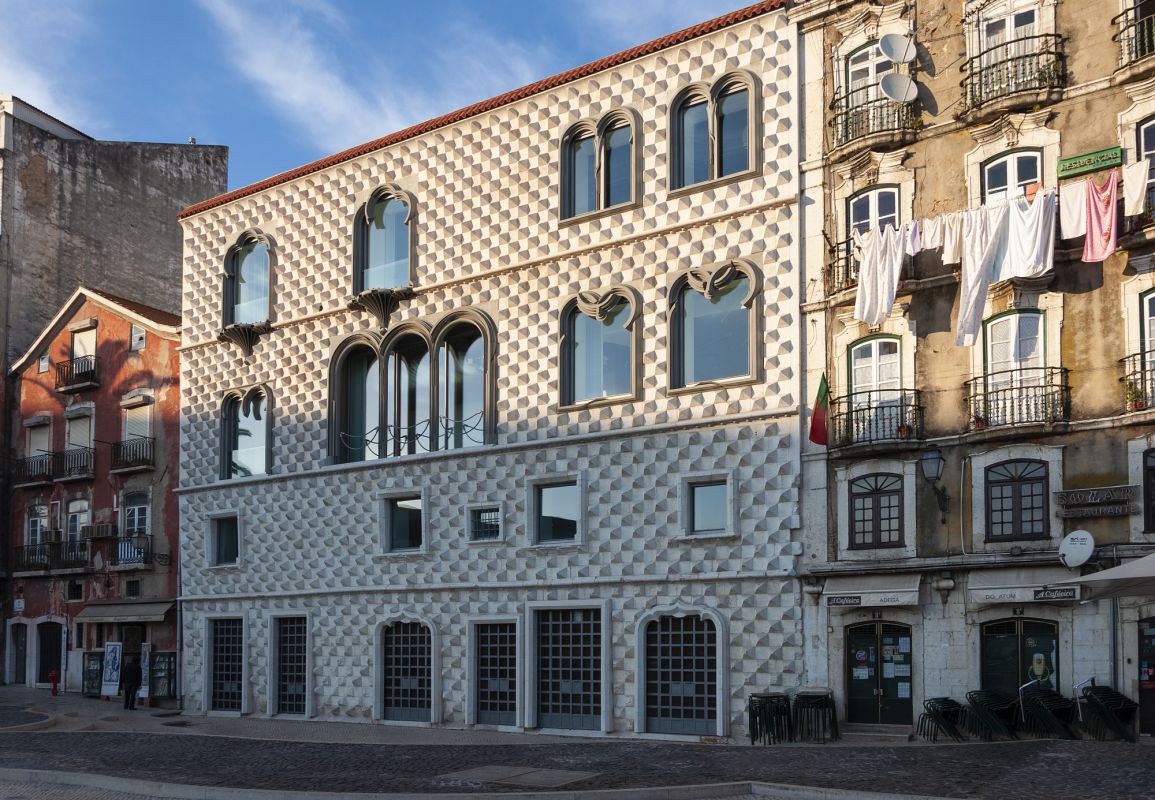 Дом Шипов (Casa dos Bicos)