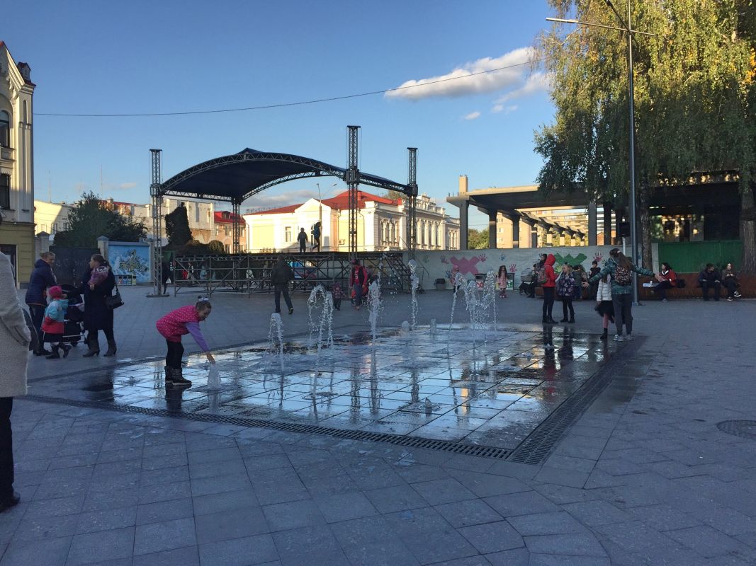 Фонтан на Михайловской улице