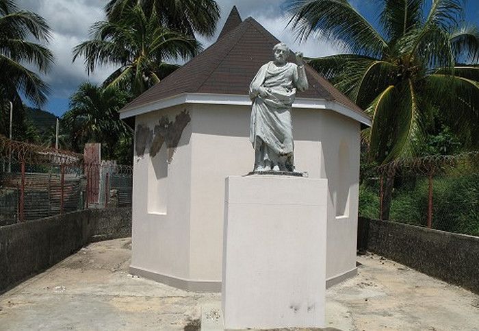 Часовня Нотр Дам де ля Мер (Notre Dame de La Mer)