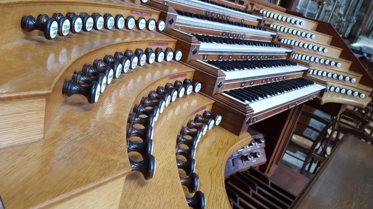 Церковь Сент-Эсташ