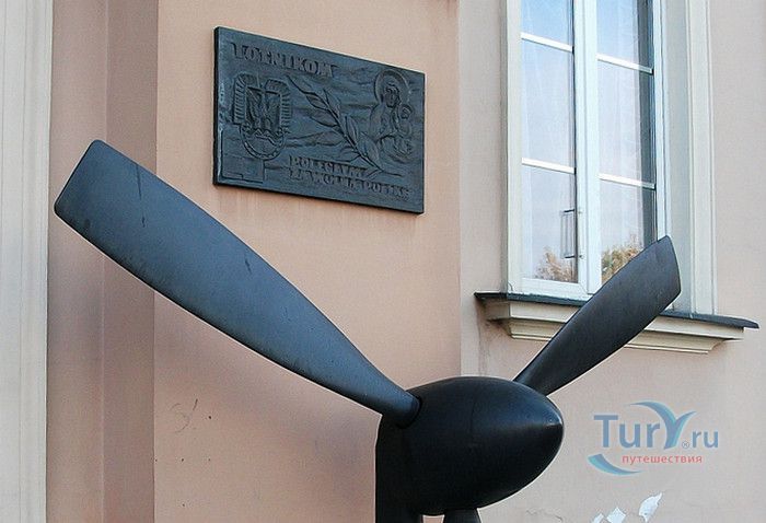 Собор Польской Армии Посвящённый Божией Матери Королеве Польской