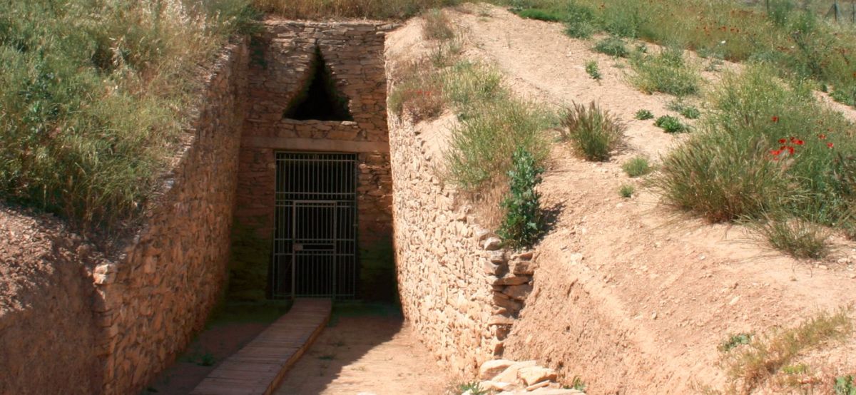 Археологические раскопки Димини