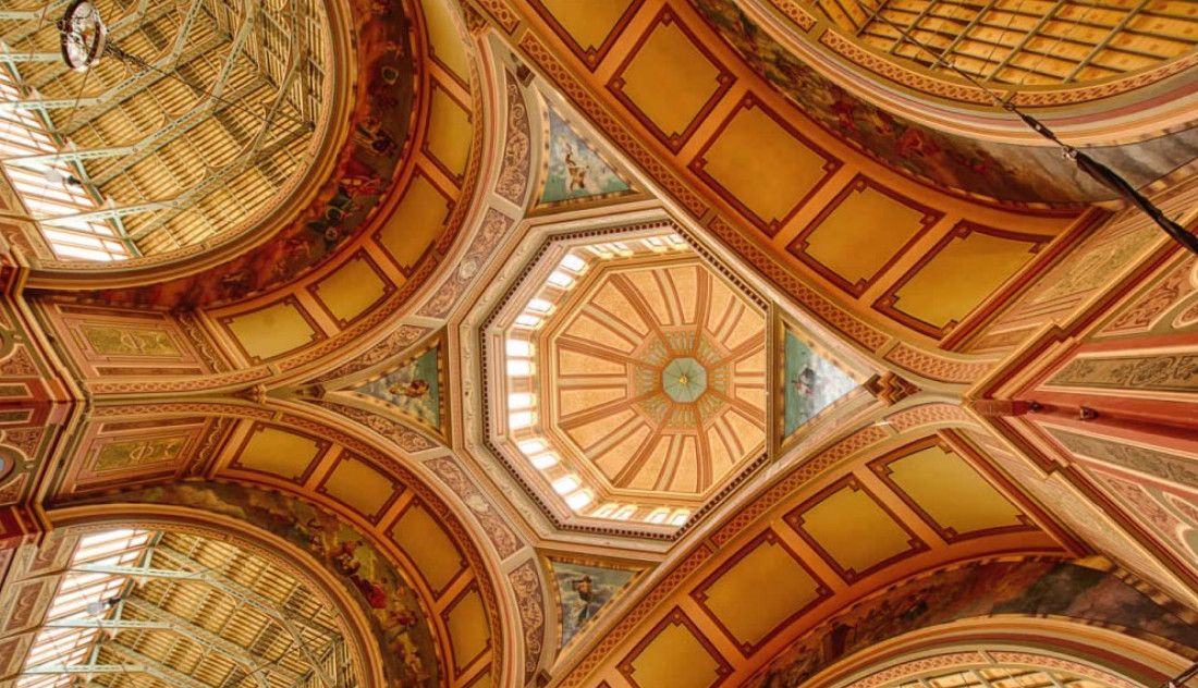 Королевский Выставочный Центр и Карлтонские сады