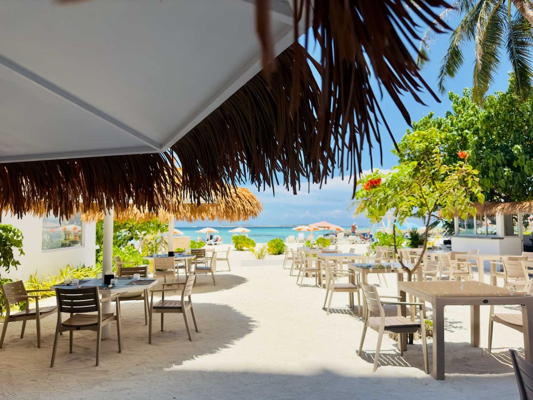 Kaani Palm Beach Restaurant