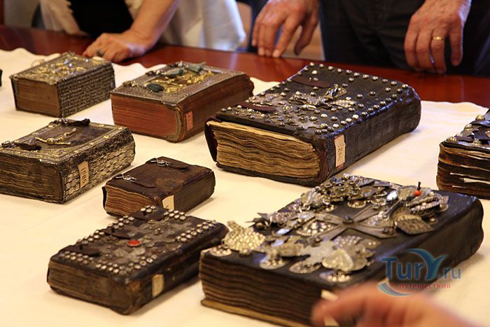 Институт древних рукописей Матенадаран