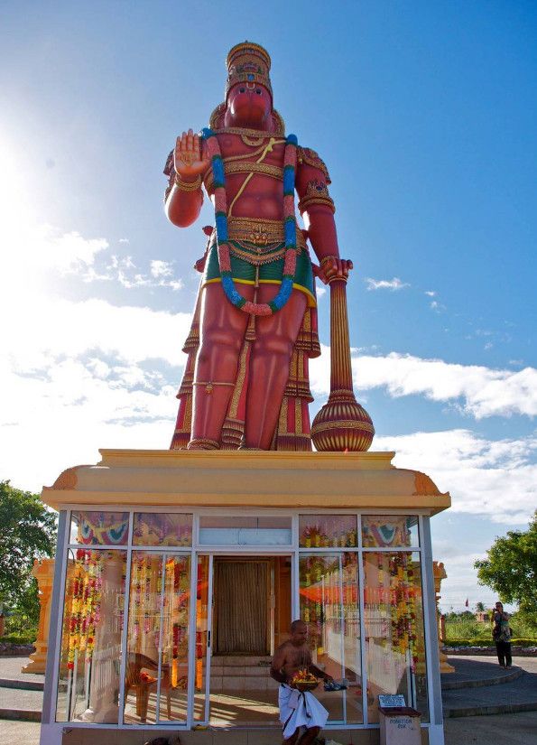 Статуя Хануман