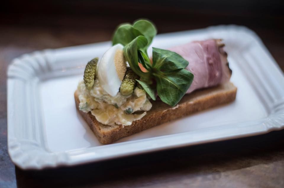 Семейное бистро Sisters