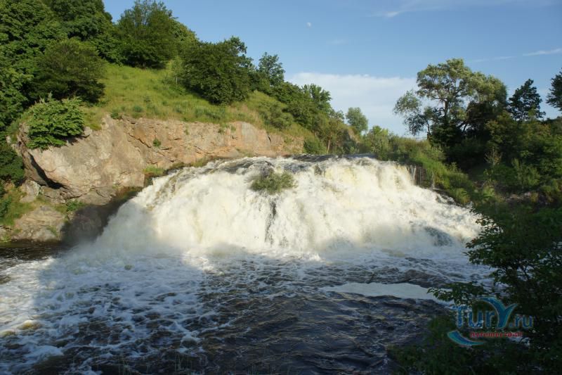 Водопад Вчелька (Гаркушин водопад) на реке Гнилопять