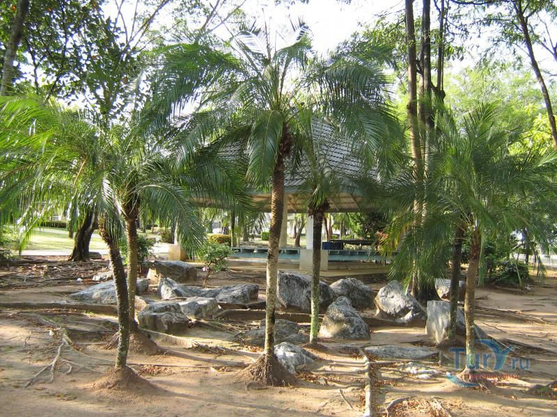 Храмовый комплекс и парк Ват Ян