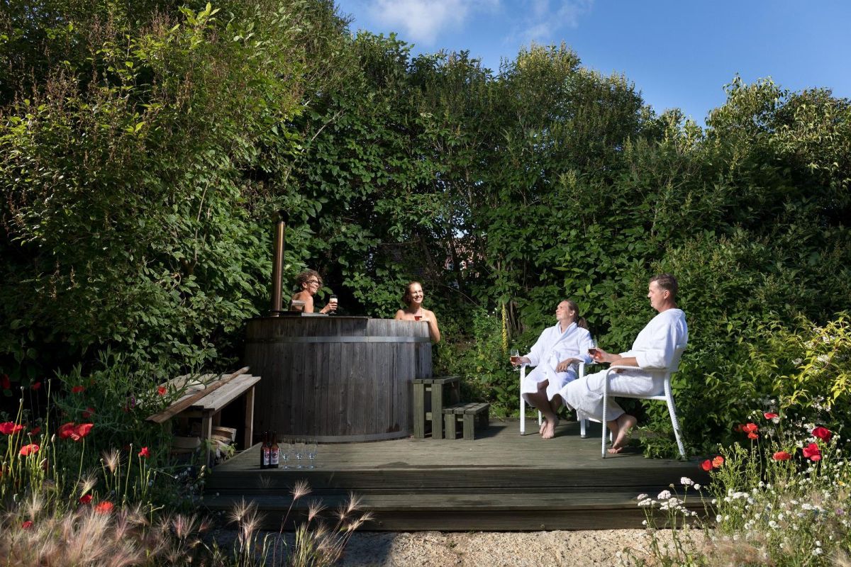 Сауна в ледяном погребе мызы Сагади