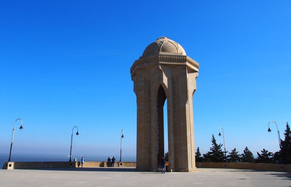 Нагорный Парк и Аллея Шахидов