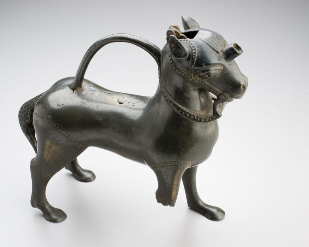 Выставка ИСКУССТВО, ЖИЗНЬ в музее декоративно-прикладного искусства