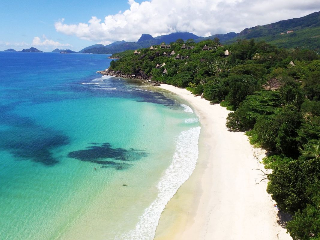 Пляж Анс Луи