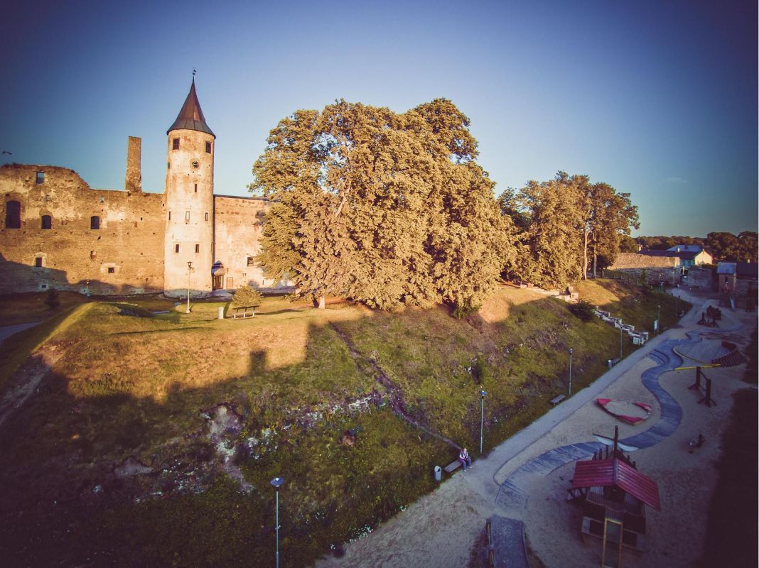 Хаапсалуский епископский замок