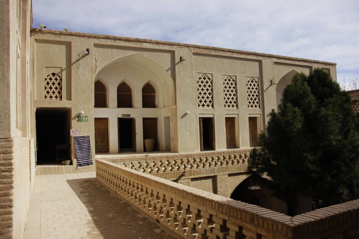 Дом Пирнии; Этнографический музей Наина