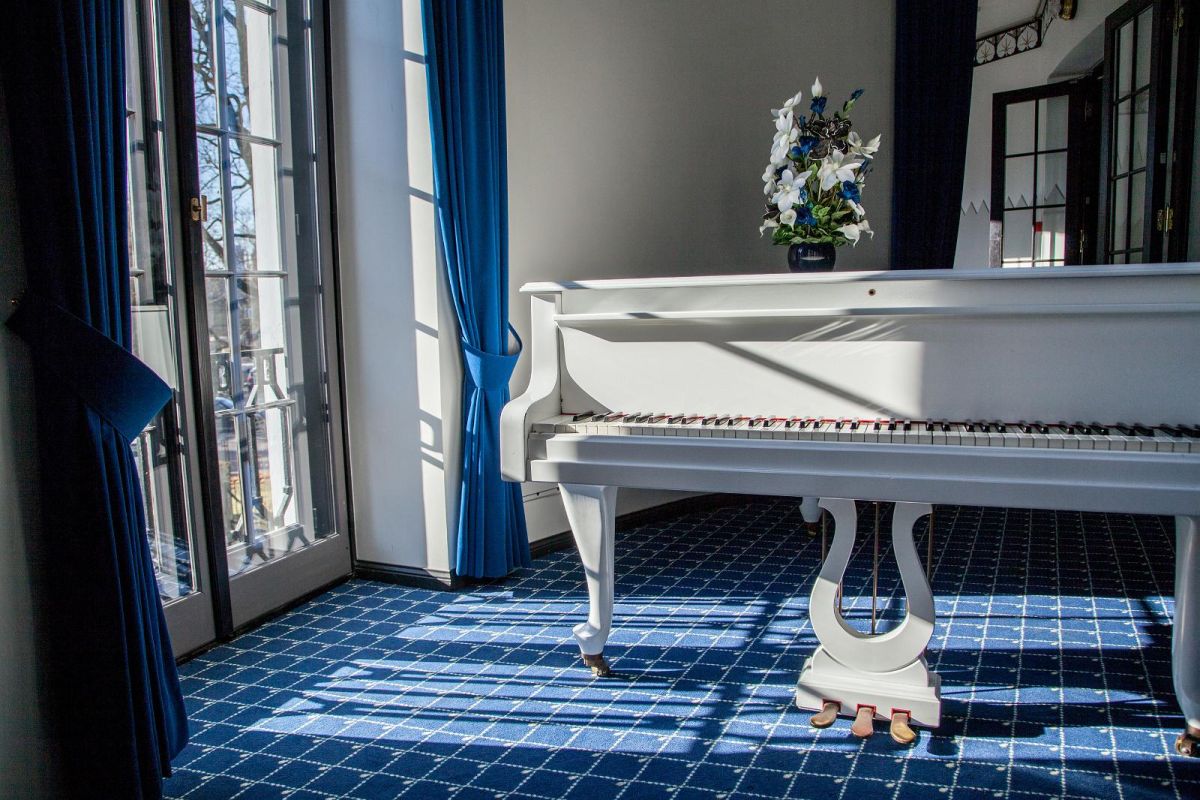 Малый дом театра 