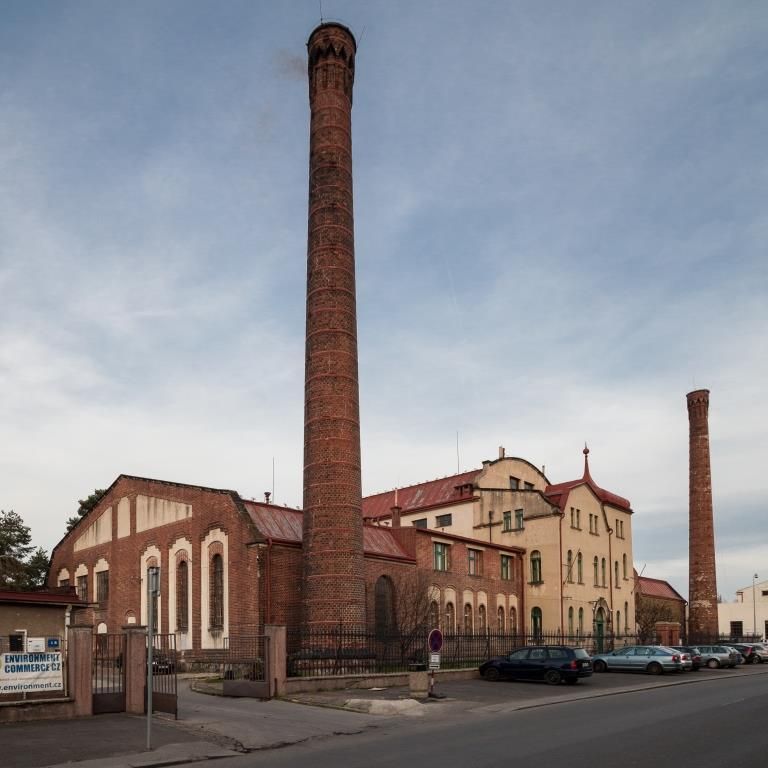 Старые очистные сооружения в районе Бубенеч