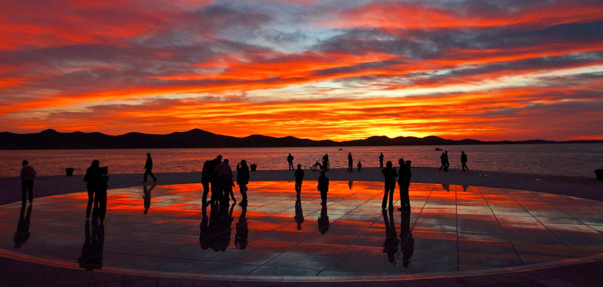 Приветствие солнцу