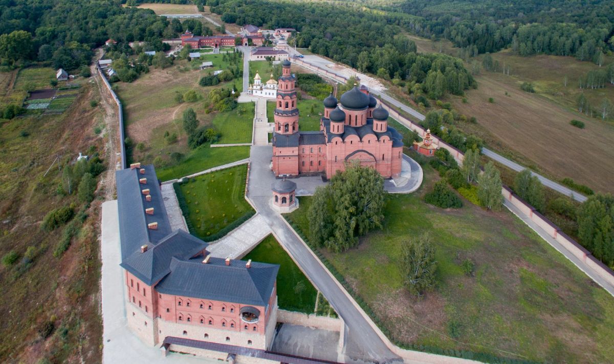 Успенский Свято-Георгиевский Монастырь