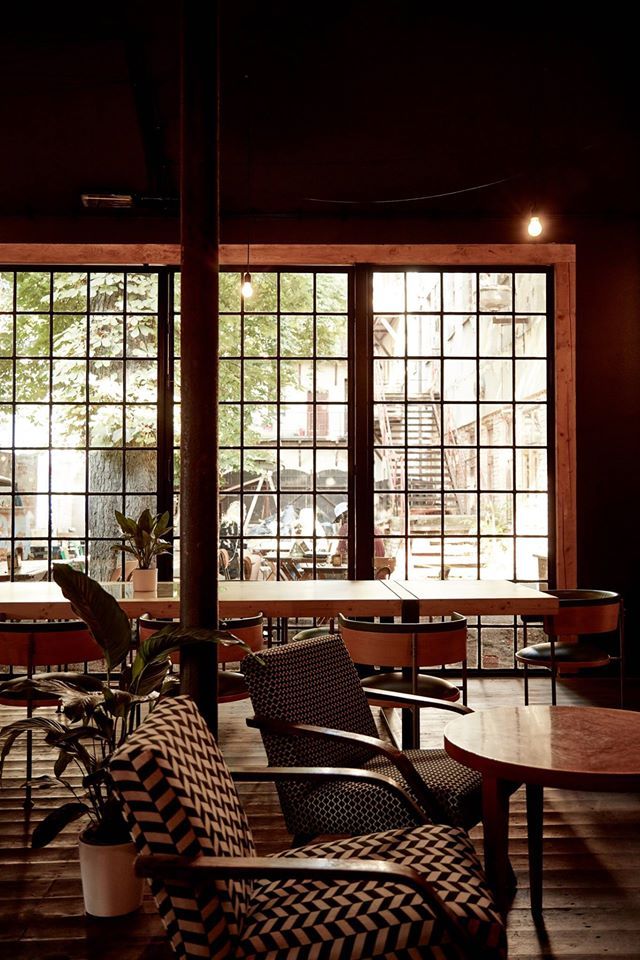 Кафе, которое ищет название (Kavárna, co hledá jméno)