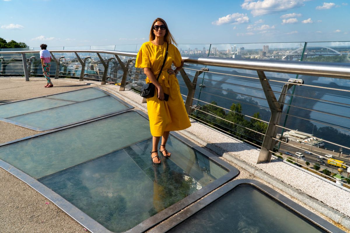 Стеклянный Мост