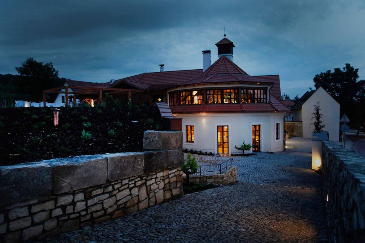 Виноградник и ресторан «Салабка» (Salabka)