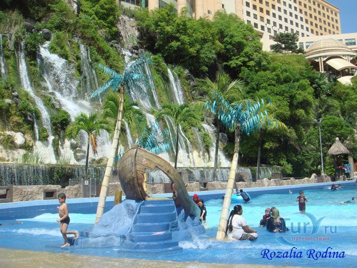 Парк развлечений Sunway Lagoon Theme Park Kuala Lumpur