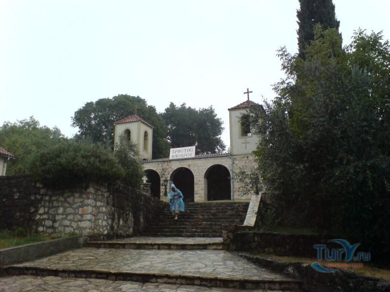 Монастырь Дайбабе