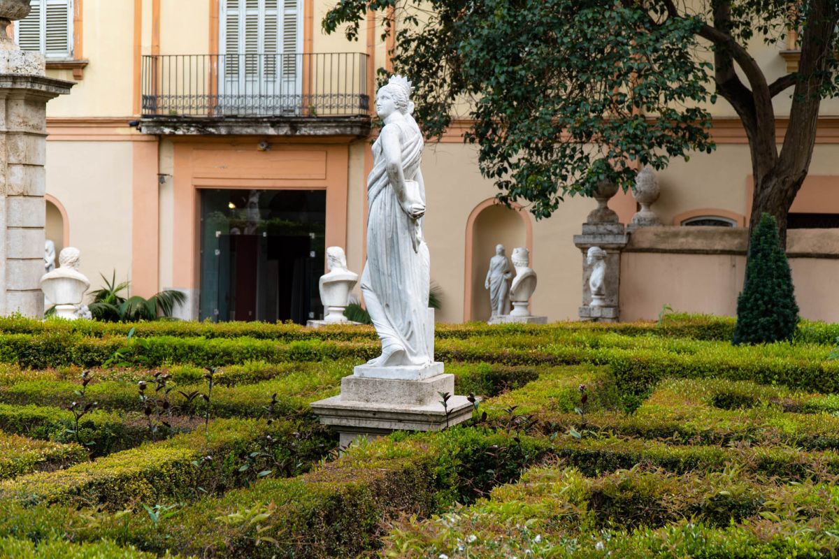 Сады Монфорт