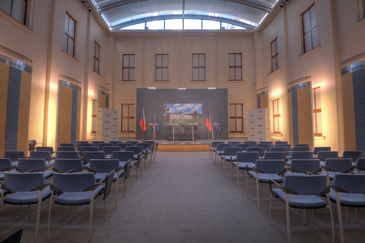 Стракова академия