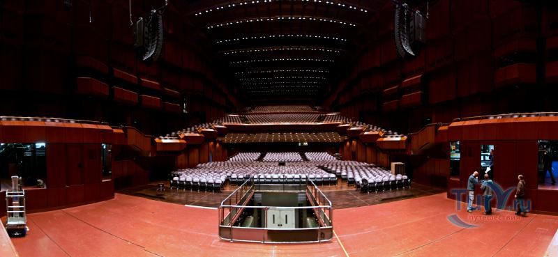 Старая опера во Франкфурте-на-Майне